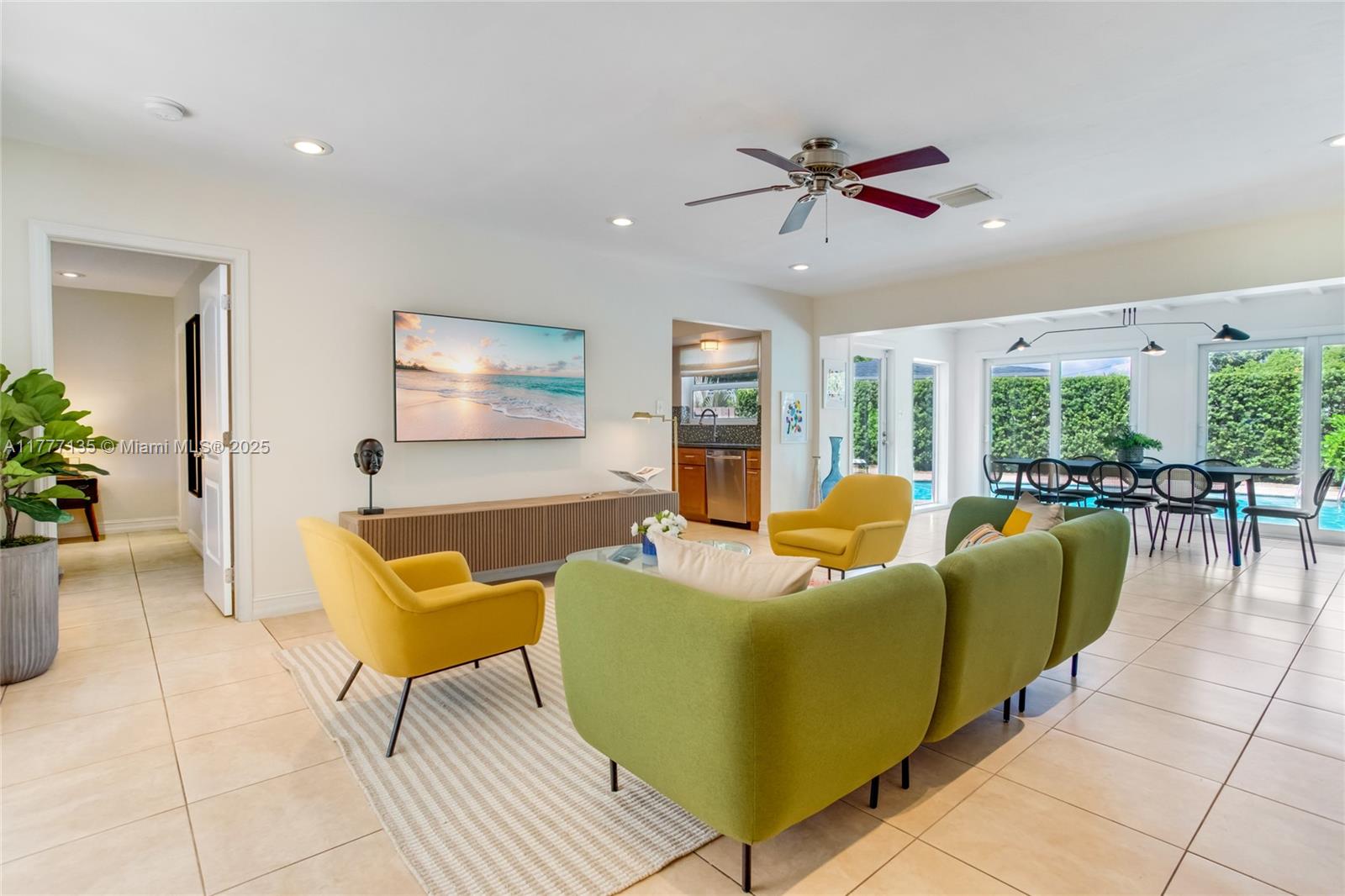 5625 Monroe St, Hollywood FL 33023