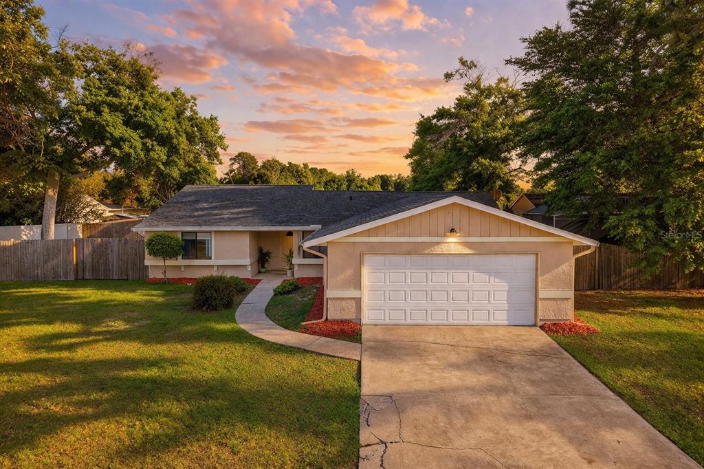 1192 LAMBERT LN.