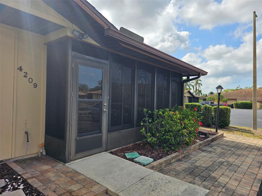 4209 66TH STREET CIRCLE W