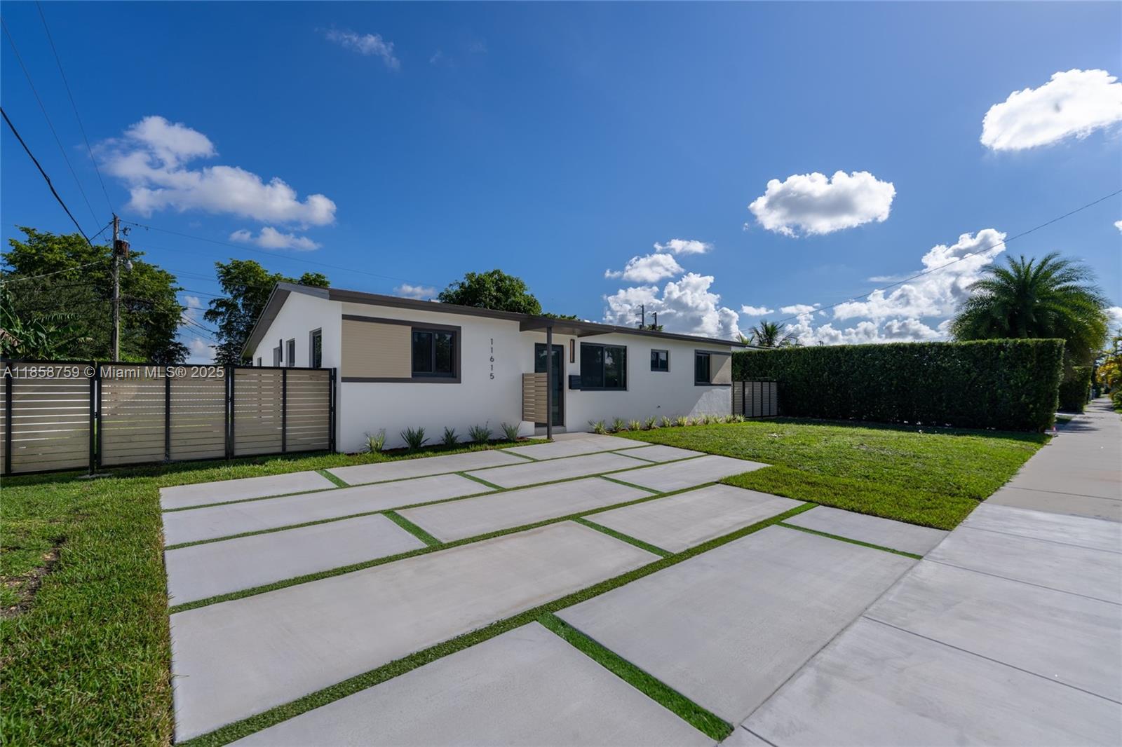 11615 SW 136th Ter, Miami FL 33176
