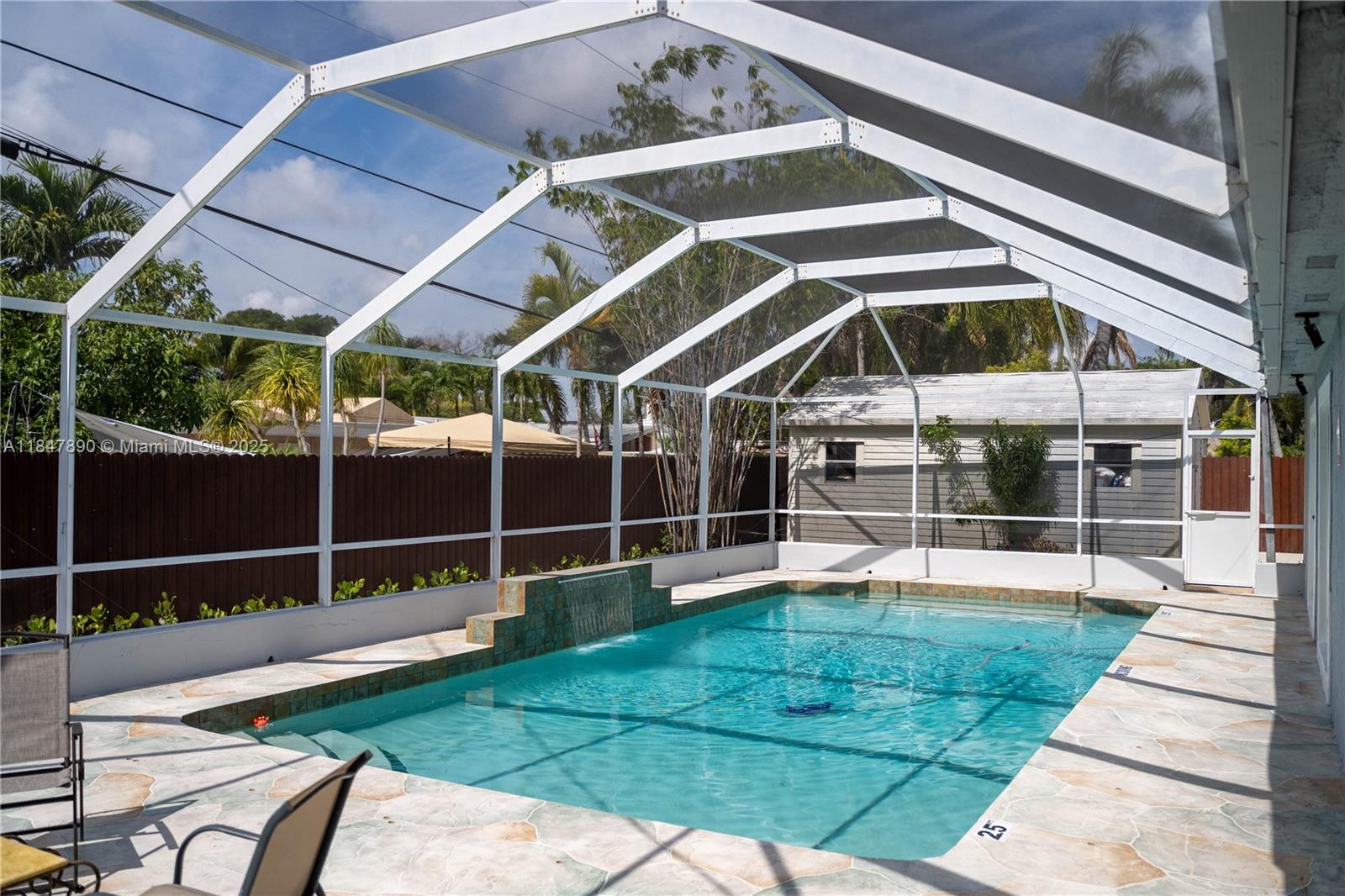 10120 Nicaragua Dr, Cutler Bay FL 33189