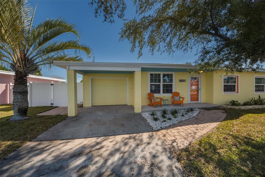 424 88TH AVENUE, ST PETE BEACH, FL — photo 4 of 30