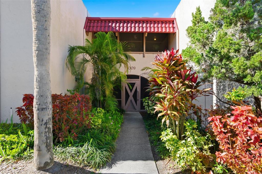 1009 S BAYSHORE BOULEVARD UNIT 204