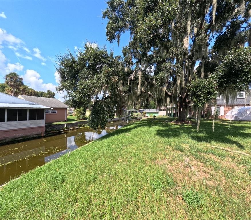 MEMORY LANE, TAVARES, FL — photo 3 of 11