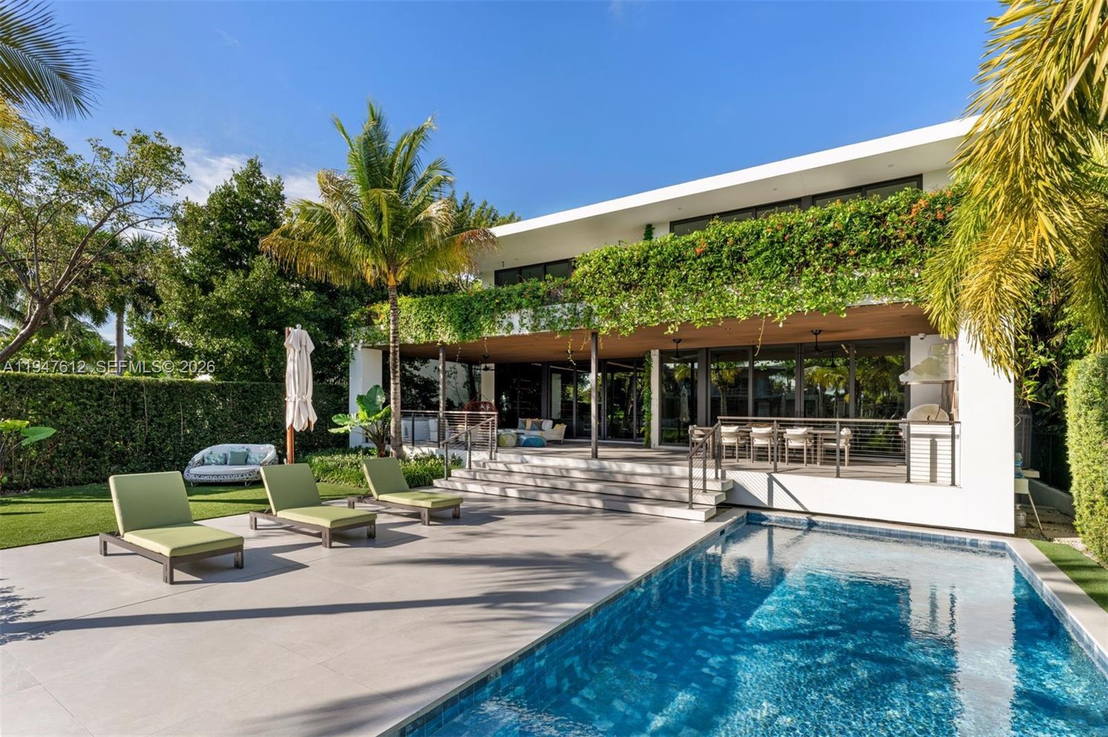 7333 Belle Meade Blvd, Miami FL 33138