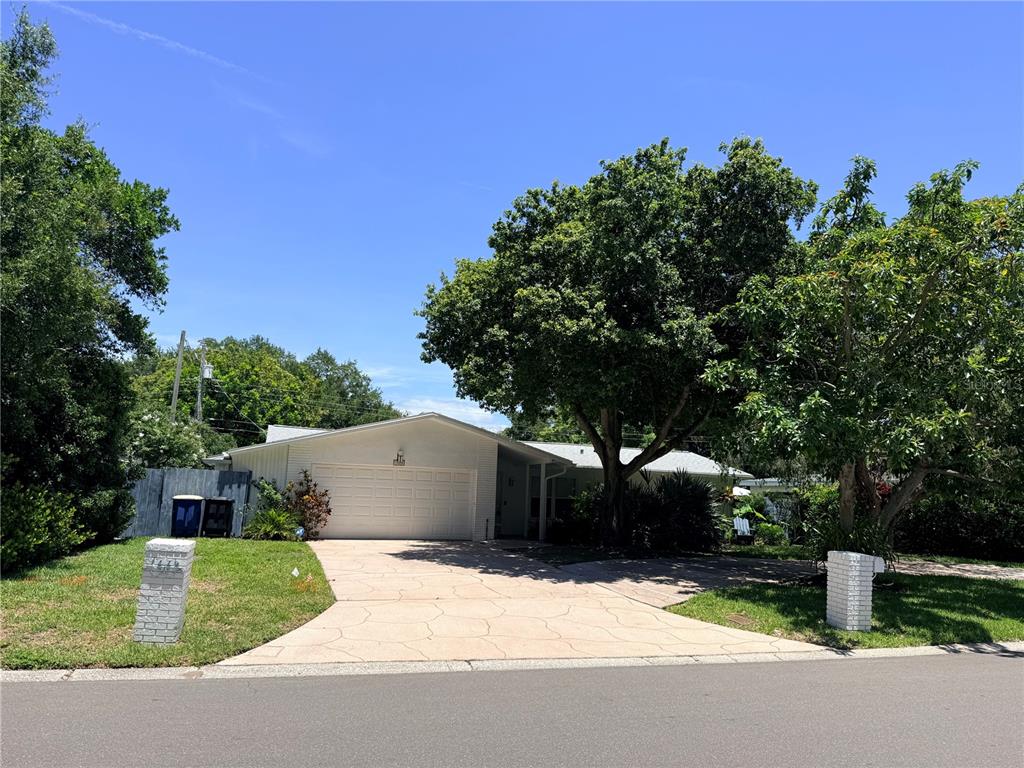 1479 S EVERGREEN AVENUE