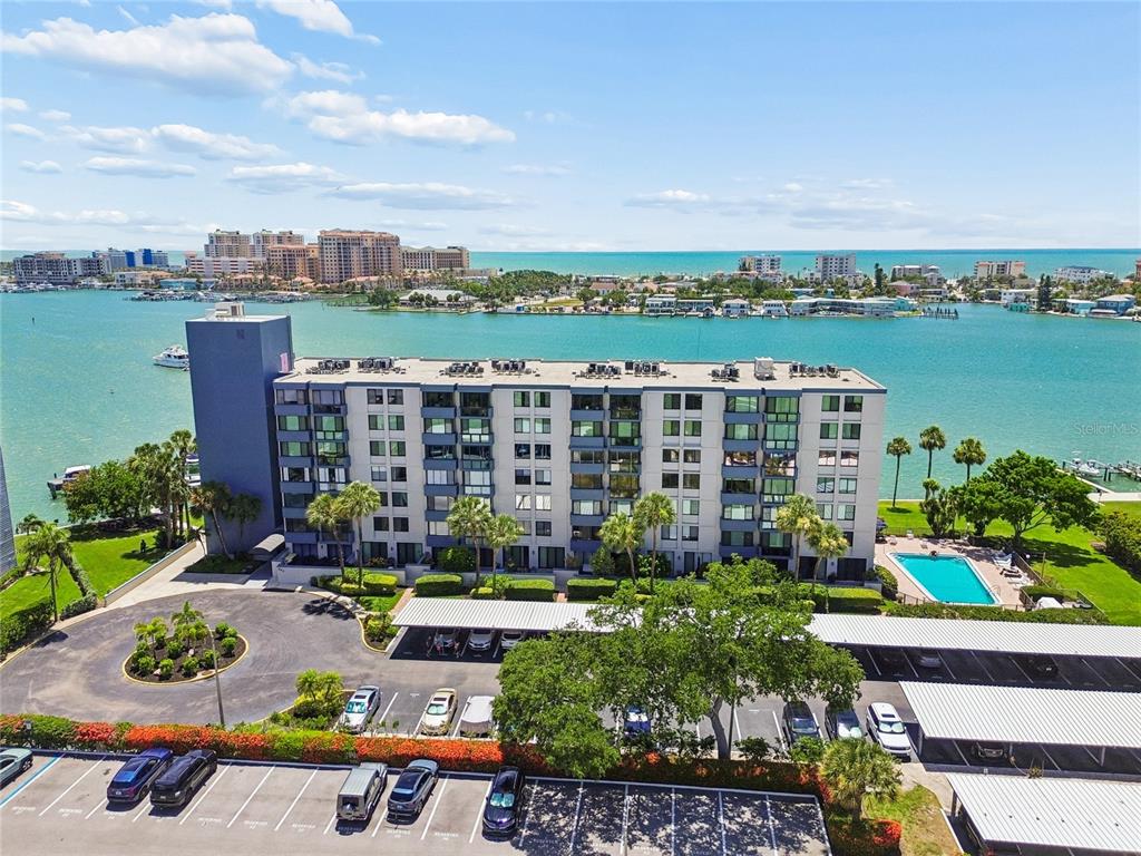 644 ISLAND WAY UNIT 405