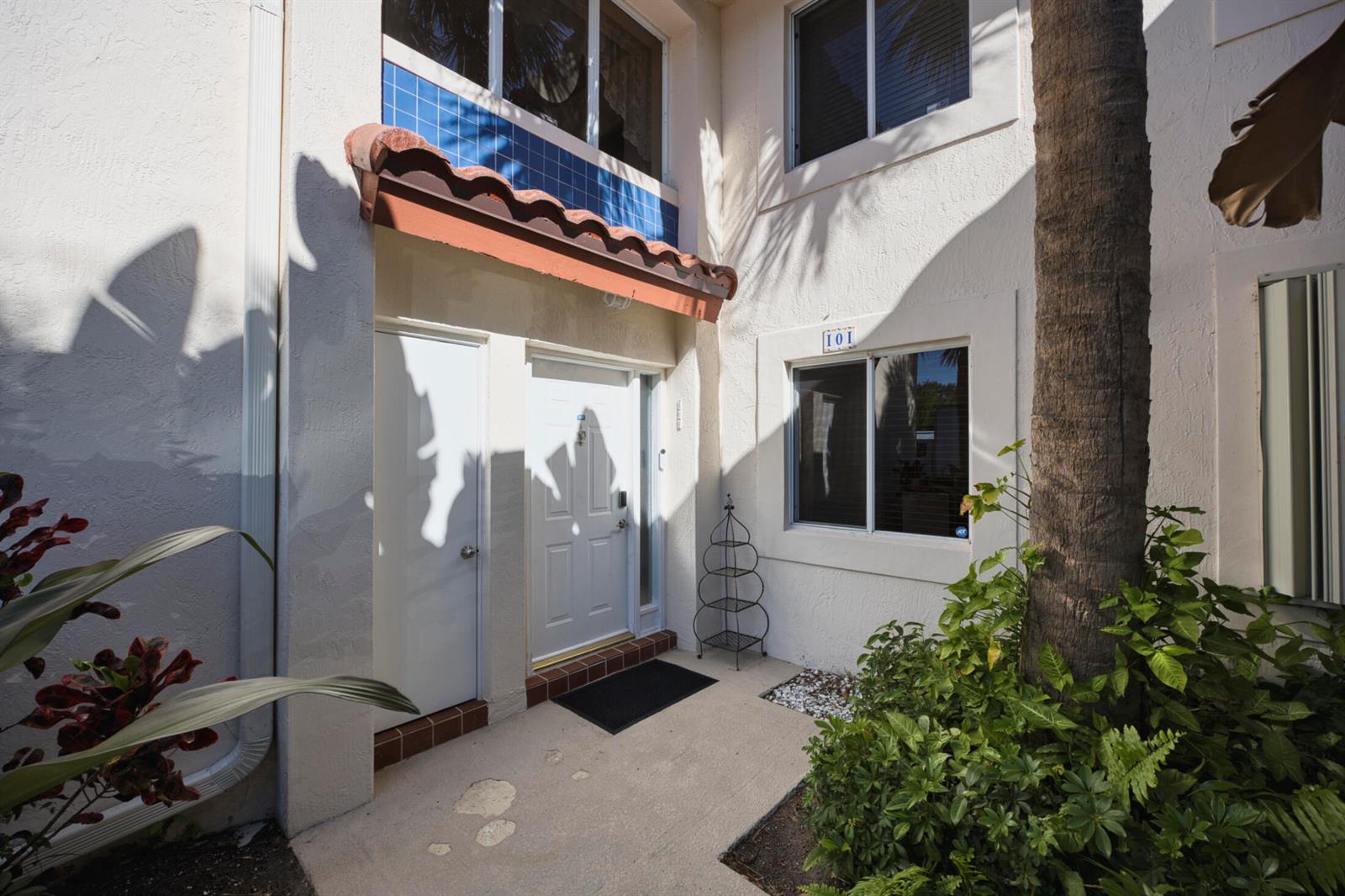 380 NW 67th Street Apt 101, Boca Raton FL 33487