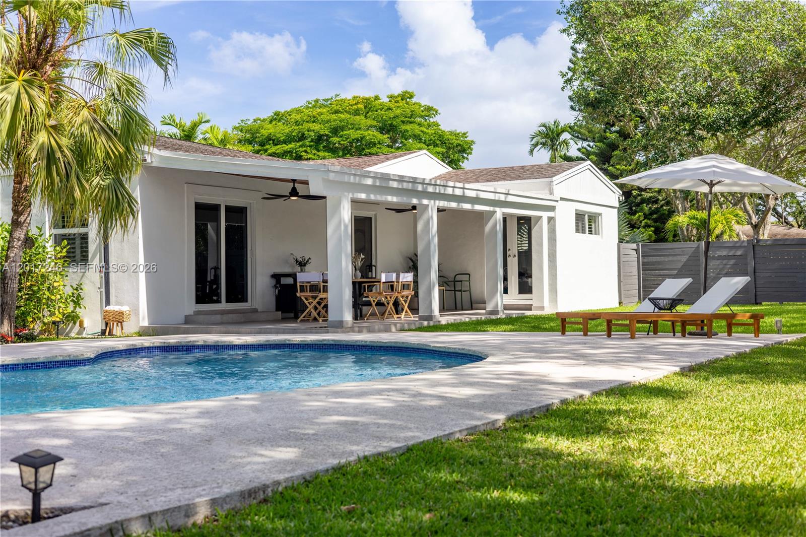 7000 SW 59th ST, Miami FL 33143