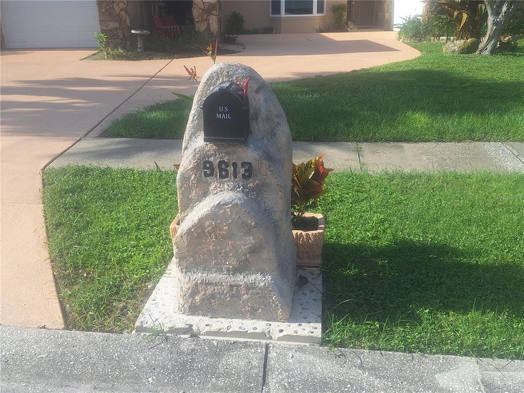9613 LEEWARD AVENUE, LARGO, FL — photo 3 of 30