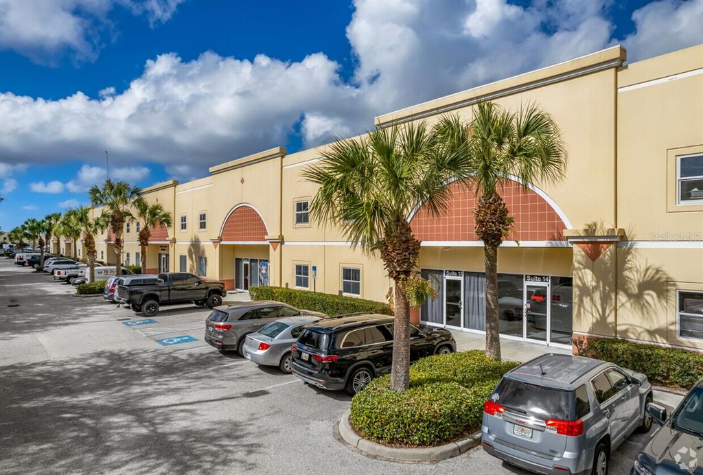 752 COMMERCE DRIVE UNIT 13
