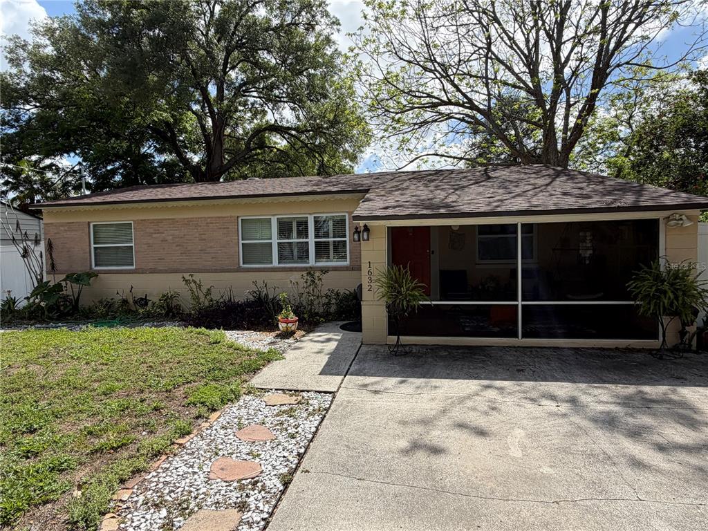 1632 PINEWOOD DRIVE