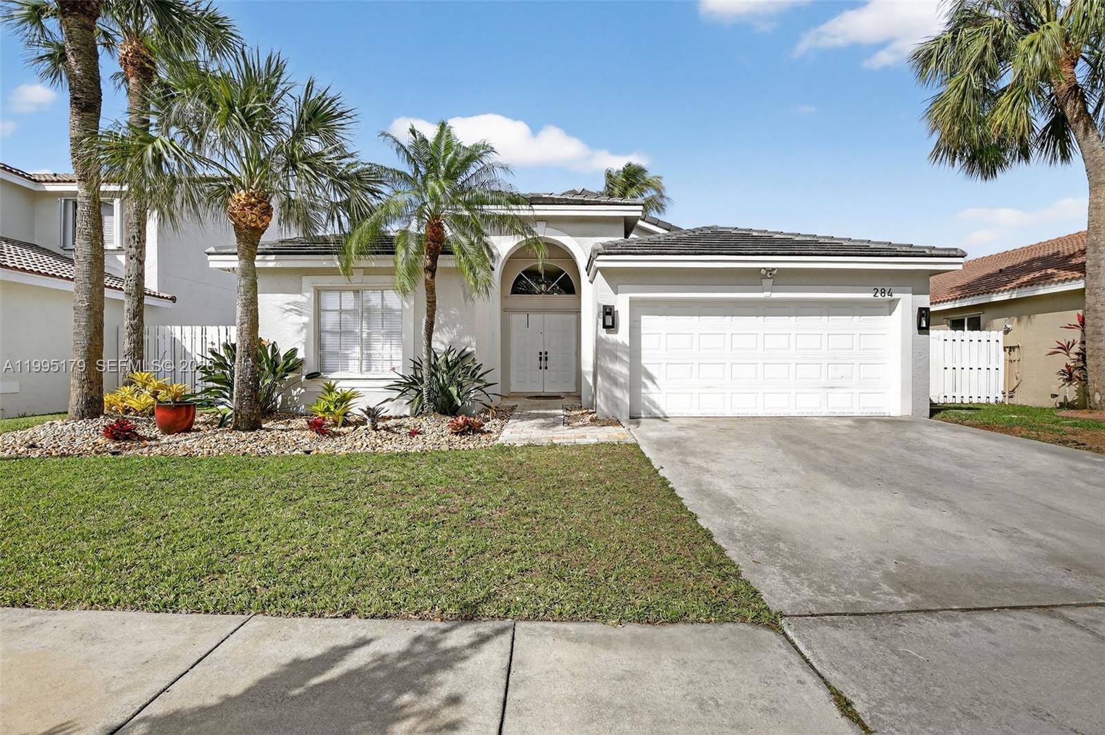 284 SW 180th Ave, Pembroke Pines FL 33029