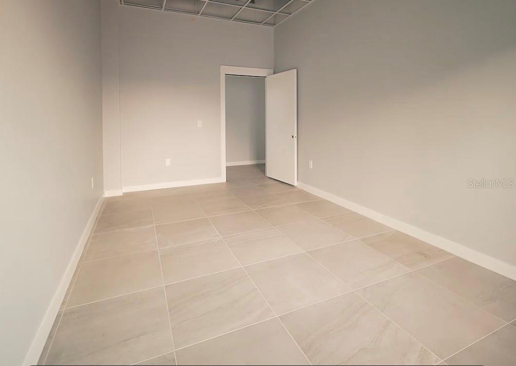 4560 W IRLO BRONSON MEMORIAL HIGHWAY UNIT 203
