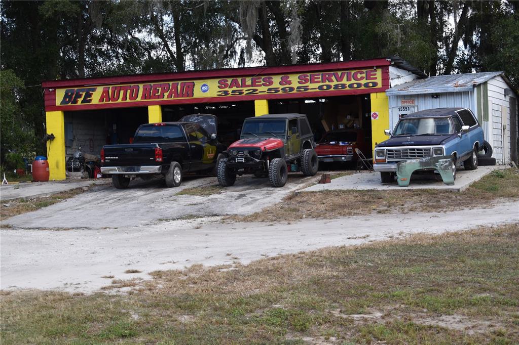 15551 N US HIGHWAY 301