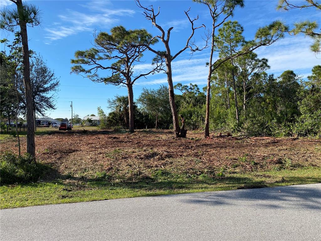 9397 SPRING CIRCLE, PORT CHARLOTTE, FL — photo 2 of 2