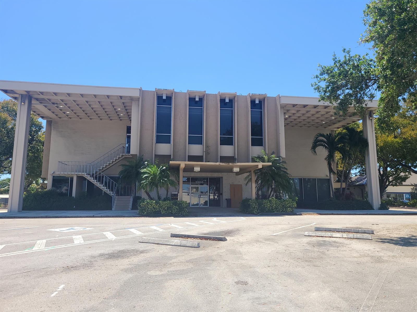 10235 W Sample Road, Coral Springs FL 33065