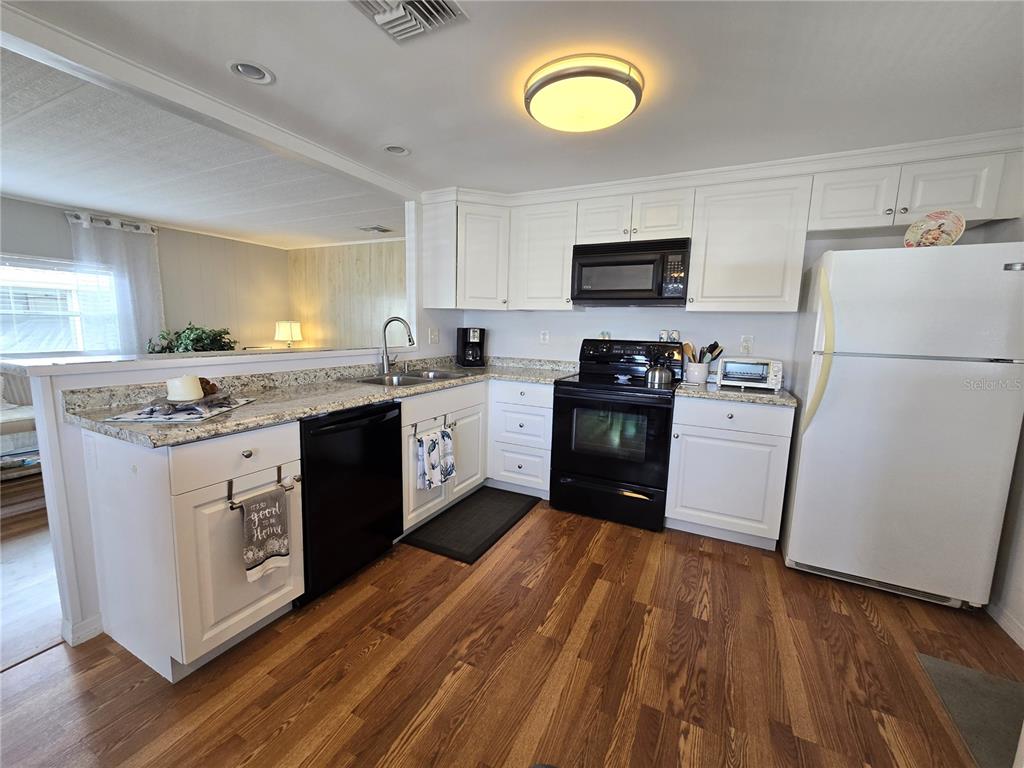 2122 WATERVIEW DRIVE, HOLIDAY, FL — photo 4 of 30