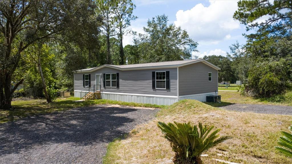 2705 SANDLEWOOD LANE