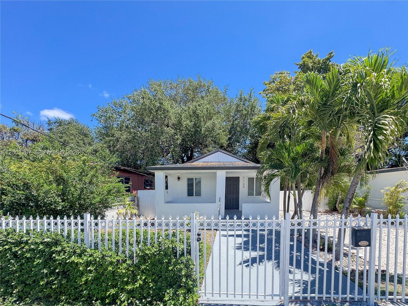 7135 NW 16th Ave, Miami FL 33147