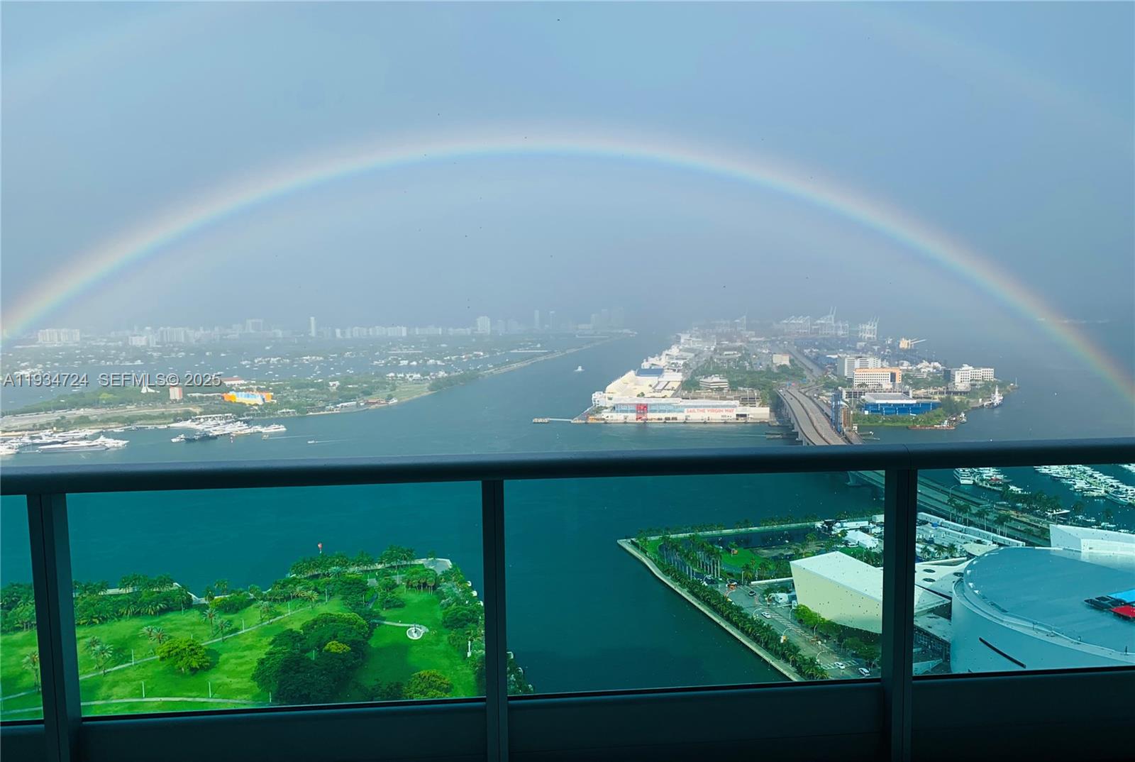900 Biscayne Blvd # 4504, Miami FL 33132