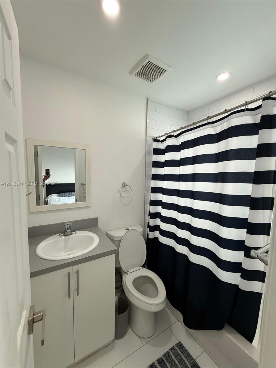 200 NE 108th # 2, Miami Shores FL 33161