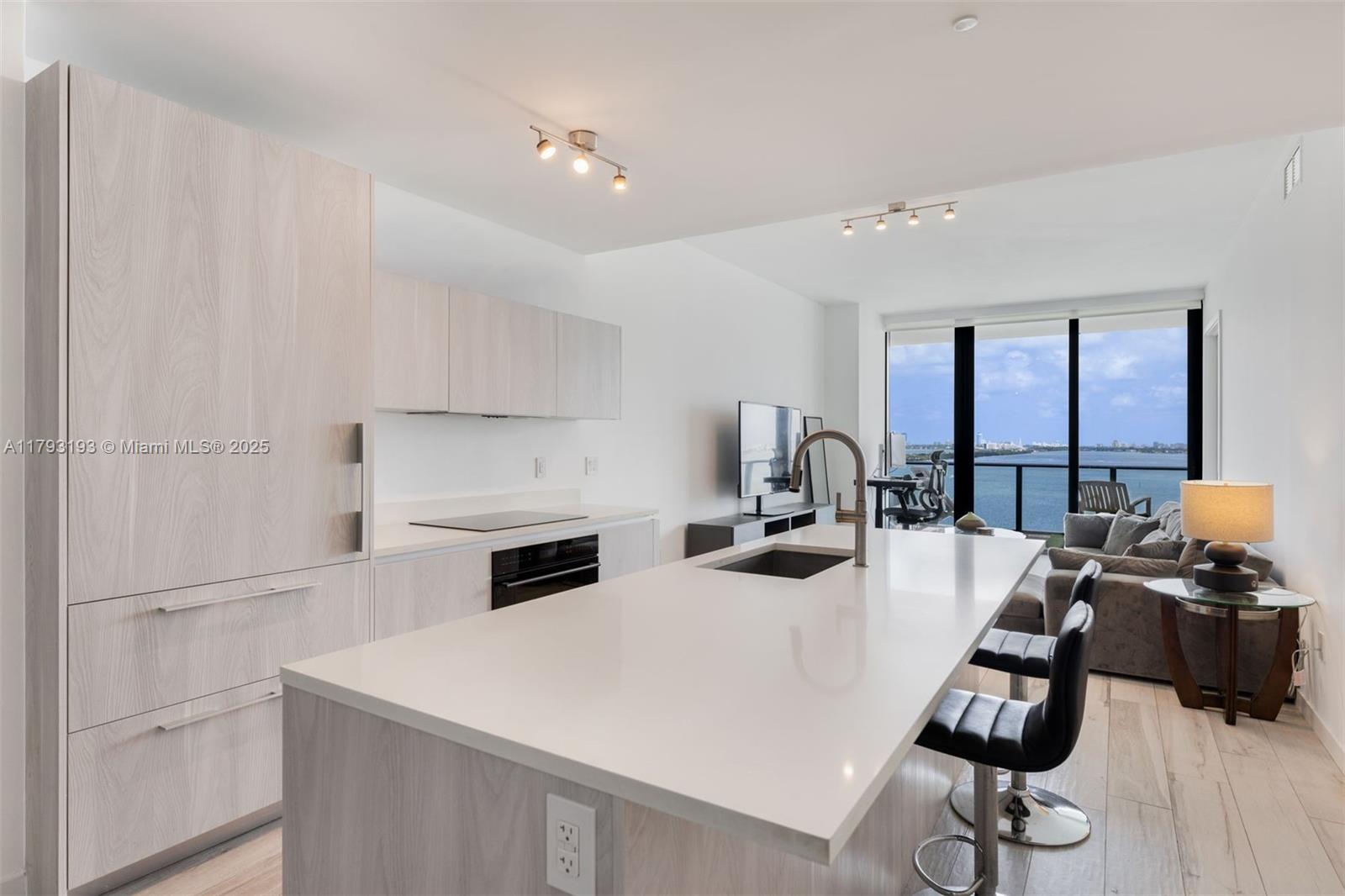 480 NE 31st St # 1502, Miami FL 33137