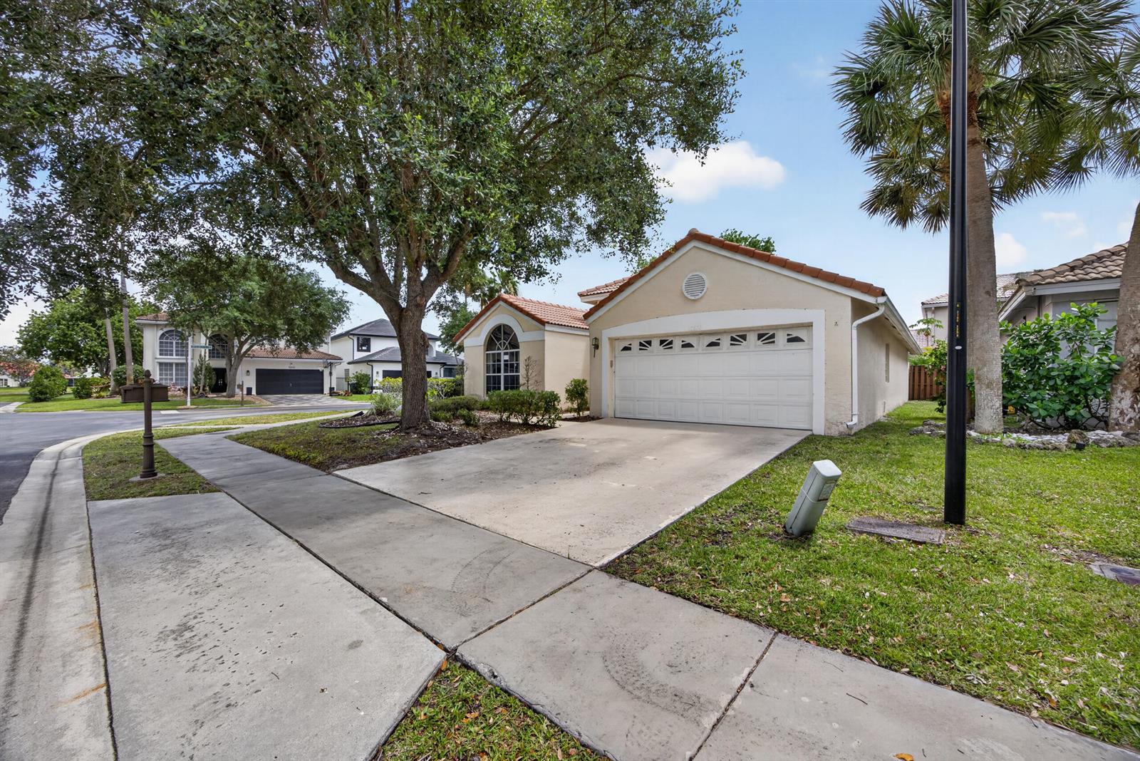 10870 Old Bridgeport Lane, Boca Raton FL 33498