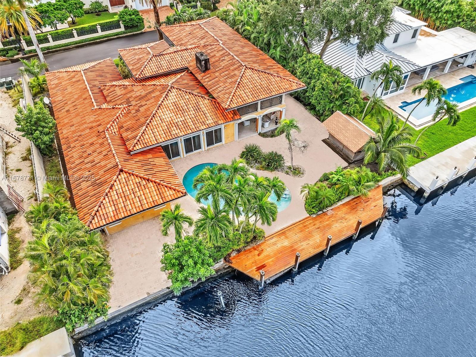 449 Isle Of Palms Dr, Fort Lauderdale FL 33301