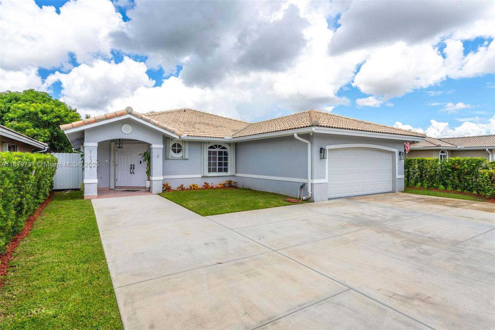 16317 SW 79th Ter, Miami FL 33193