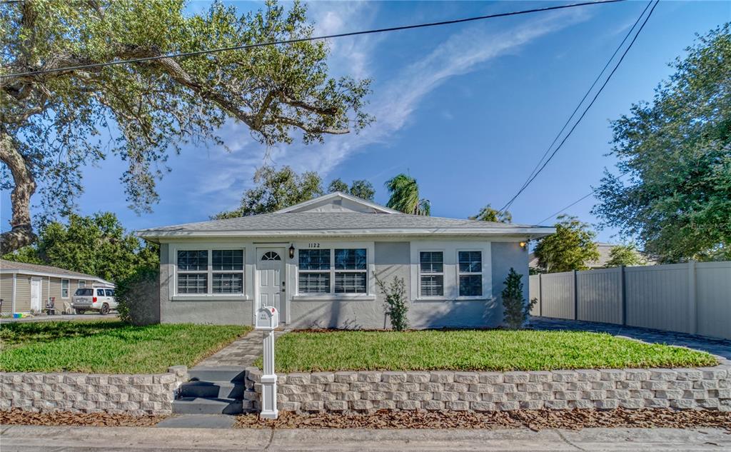 1122 BROWNELL STREET