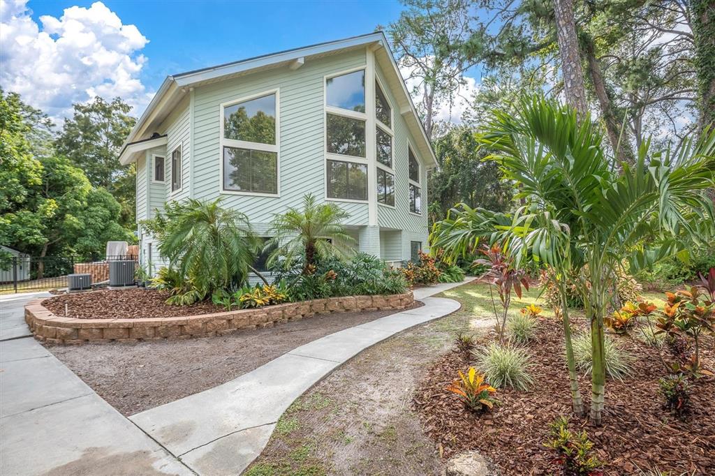 12844 74TH AVENUE, SEMINOLE, FL — photo 4 of 30
