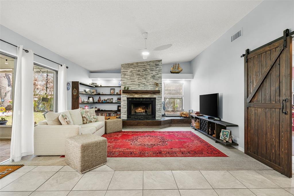 2715 BERRYKNOLL PLACE, VALRICO, FL — photo 4 of 30
