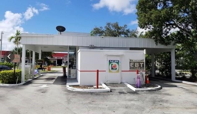 BOCA RATON, FL — photo 2 of 5