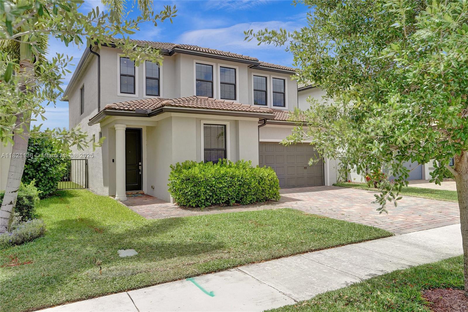 4833 San Fratello Cir, Lake Worth FL 33467