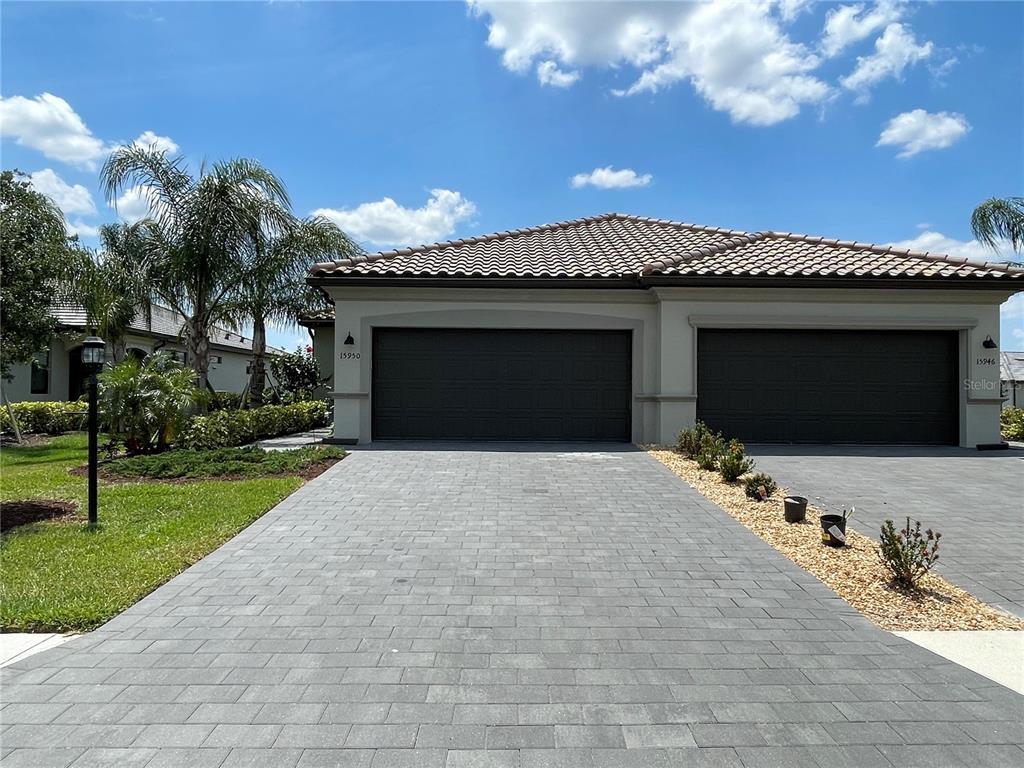 15950 CLEAR SKIES PLACE, BRADENTON, FL — photo 2 of 30