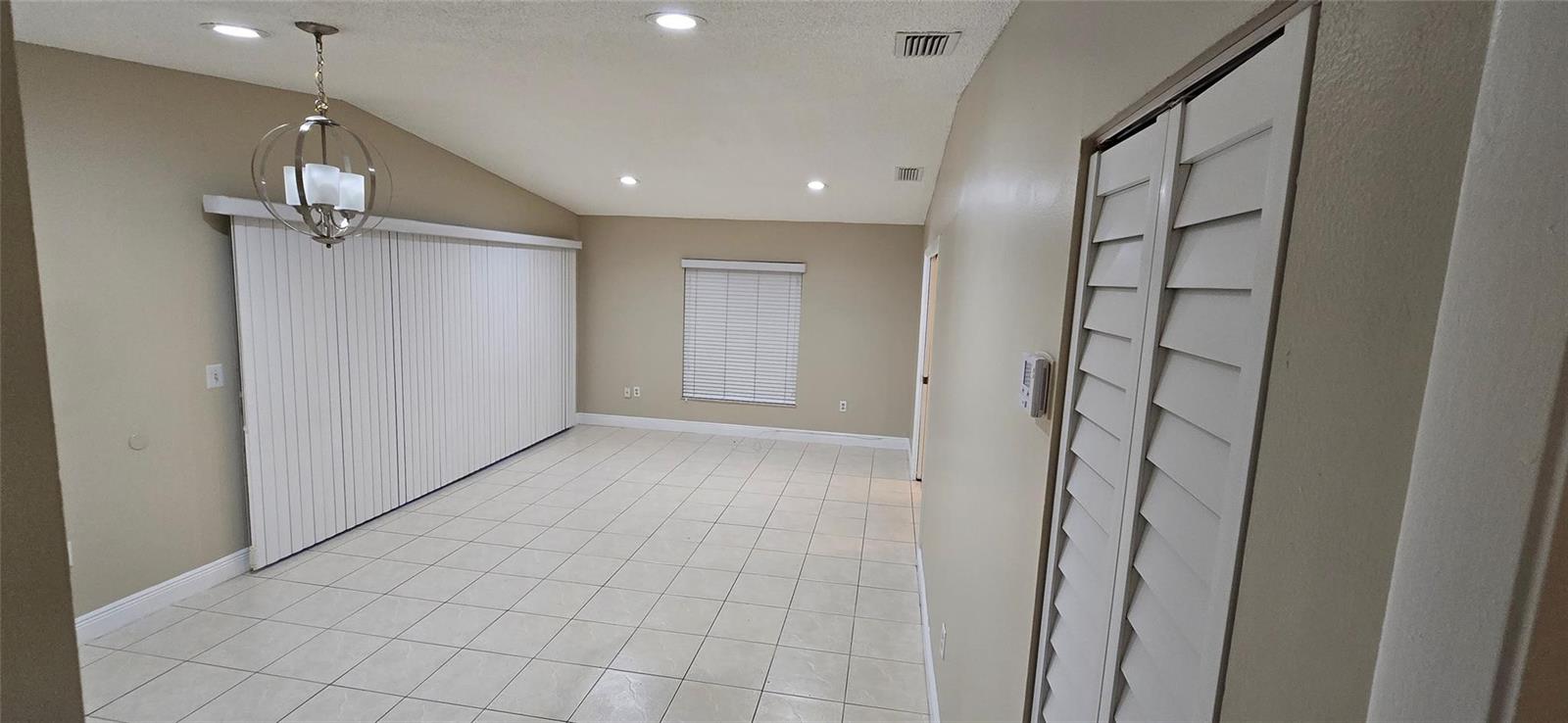Living/Dining area — MIRAMAR, FL