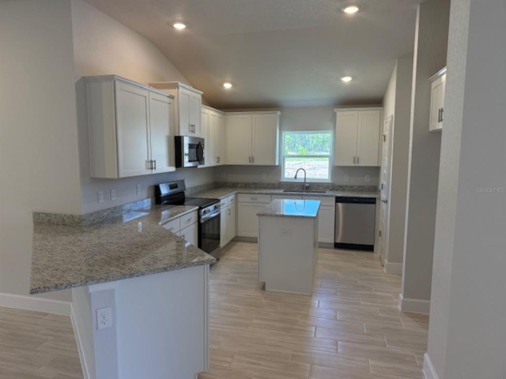 2166 NW 23RD LOOP, OCALA, FL — photo 2 of 25