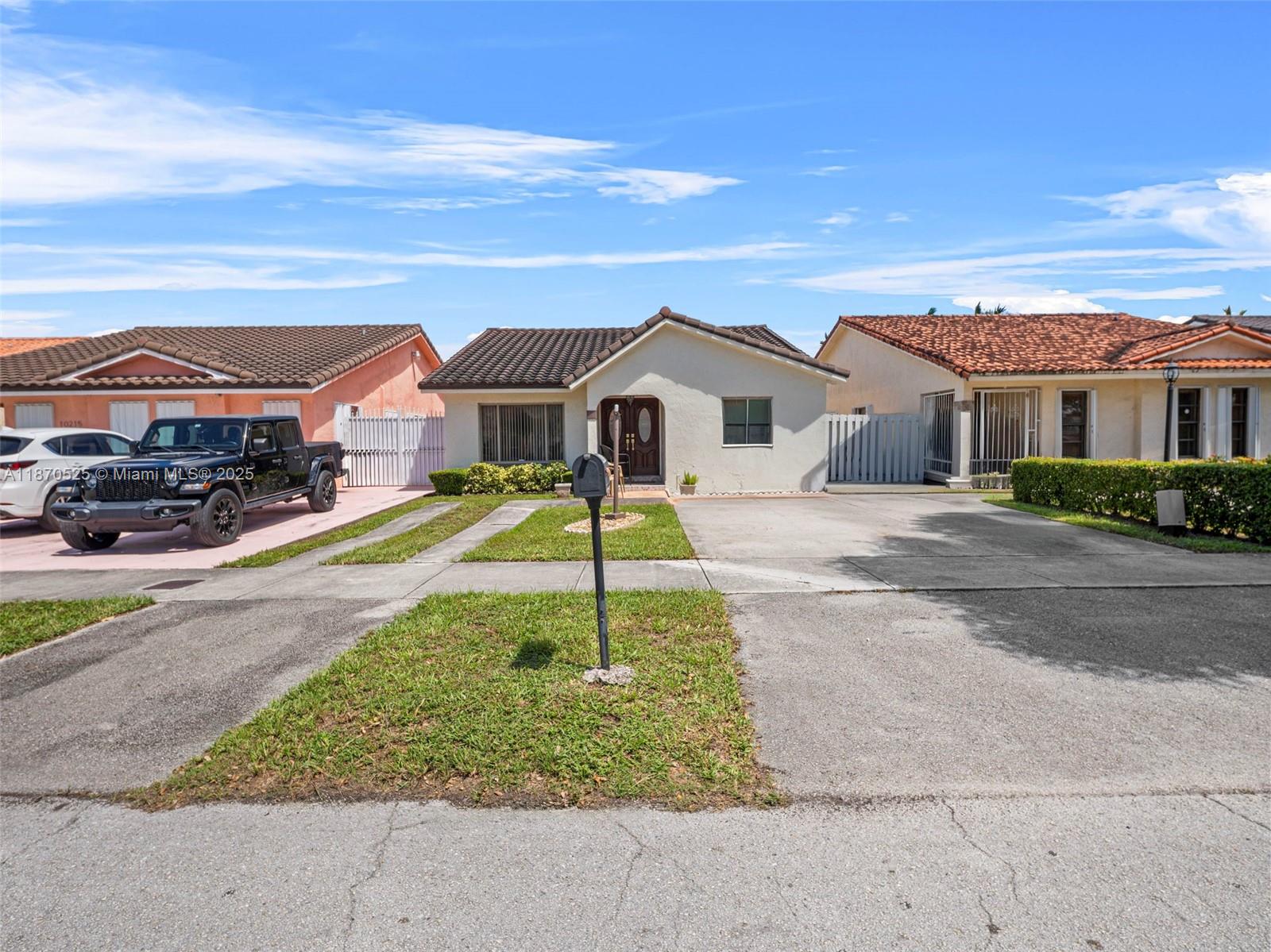 10211 NW 128th Ter, Hialeah Gardens FL 33018