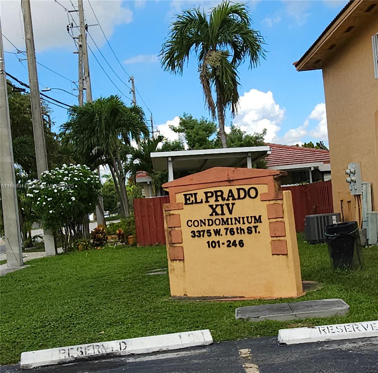 3375 W 76th St # 218, Hialeah FL 33018