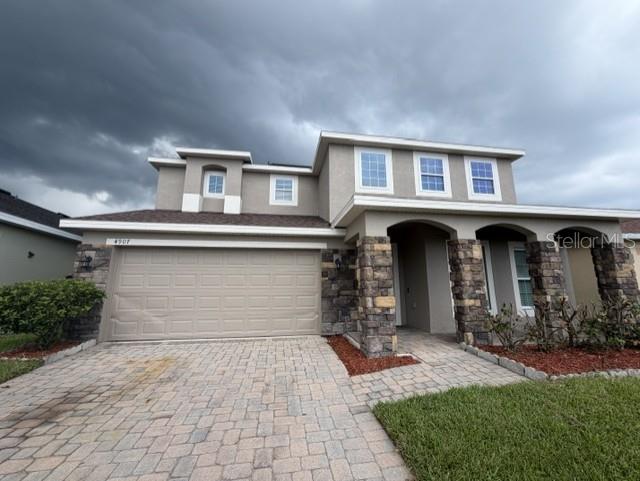 4907 ROCKVALE DR.