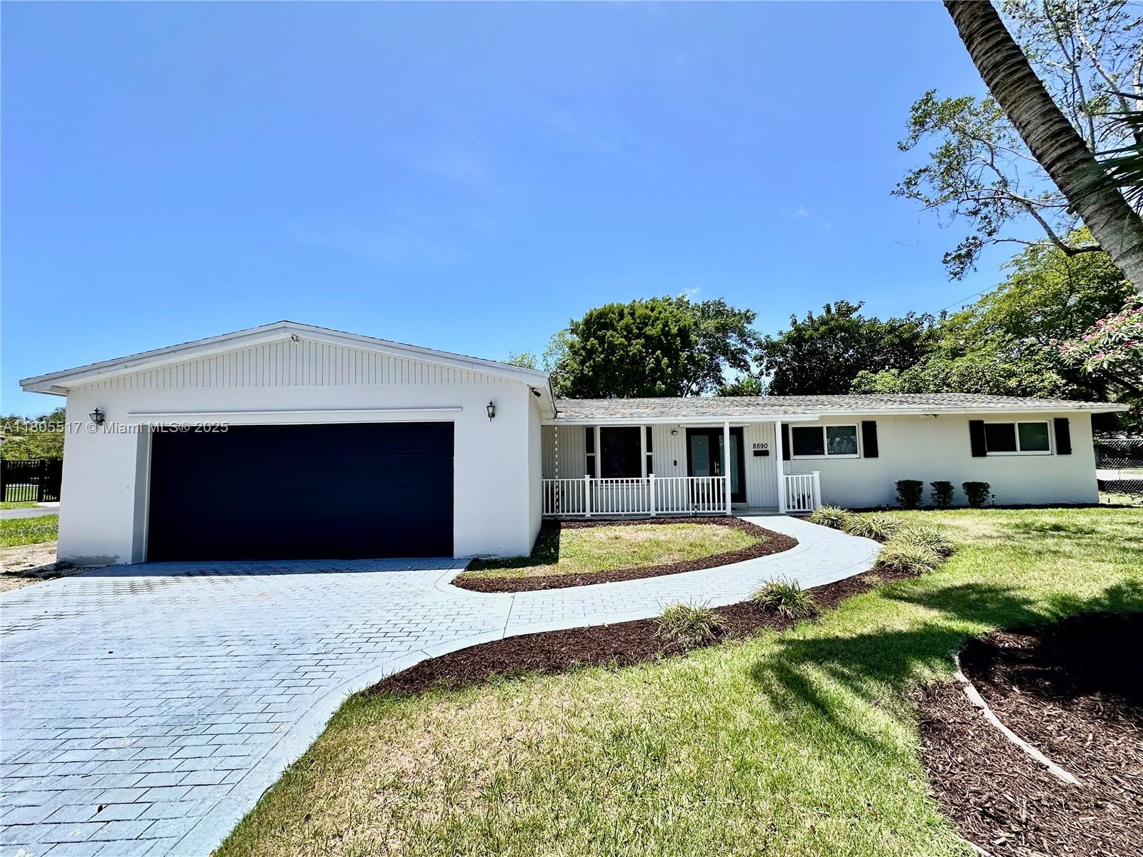 8890 SW 155th Ter, Palmetto Bay FL 33157