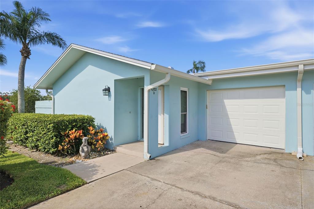 2722 SHERBROOKE LANE UNIT D