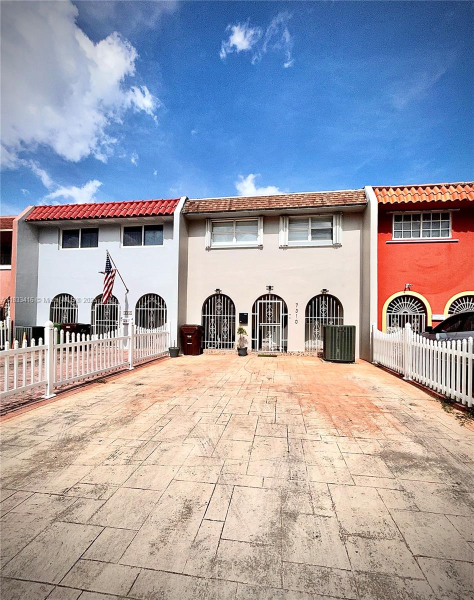 7310 W 2nd Way # 7310, Hialeah FL 33014