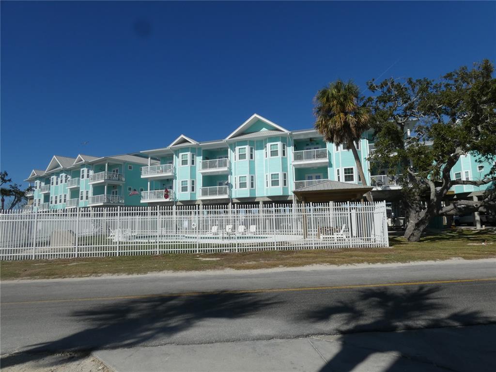 502 MAIN STREET UNIT 106