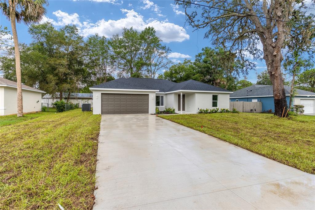 4480 SW HYACINTH COURT
