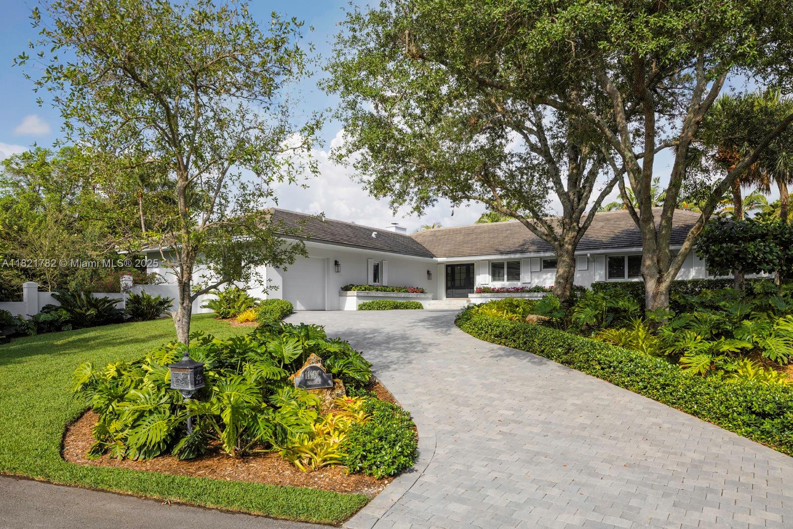 11100 Paradela St, Coral Gables FL 33156