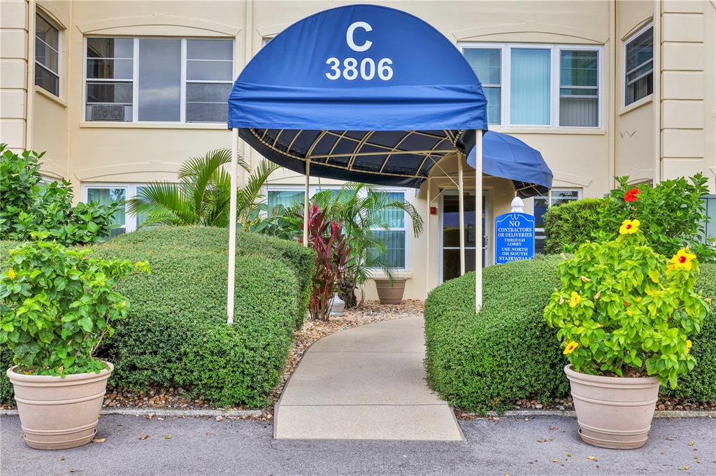3806 GULF OF MEXICO DR DRIVE UNIT C210