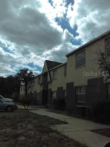 402 E WESTCHESTER COURT UNIT 80