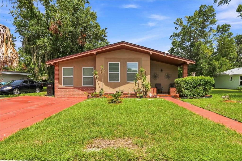 841 WOODEN BOULEVARD